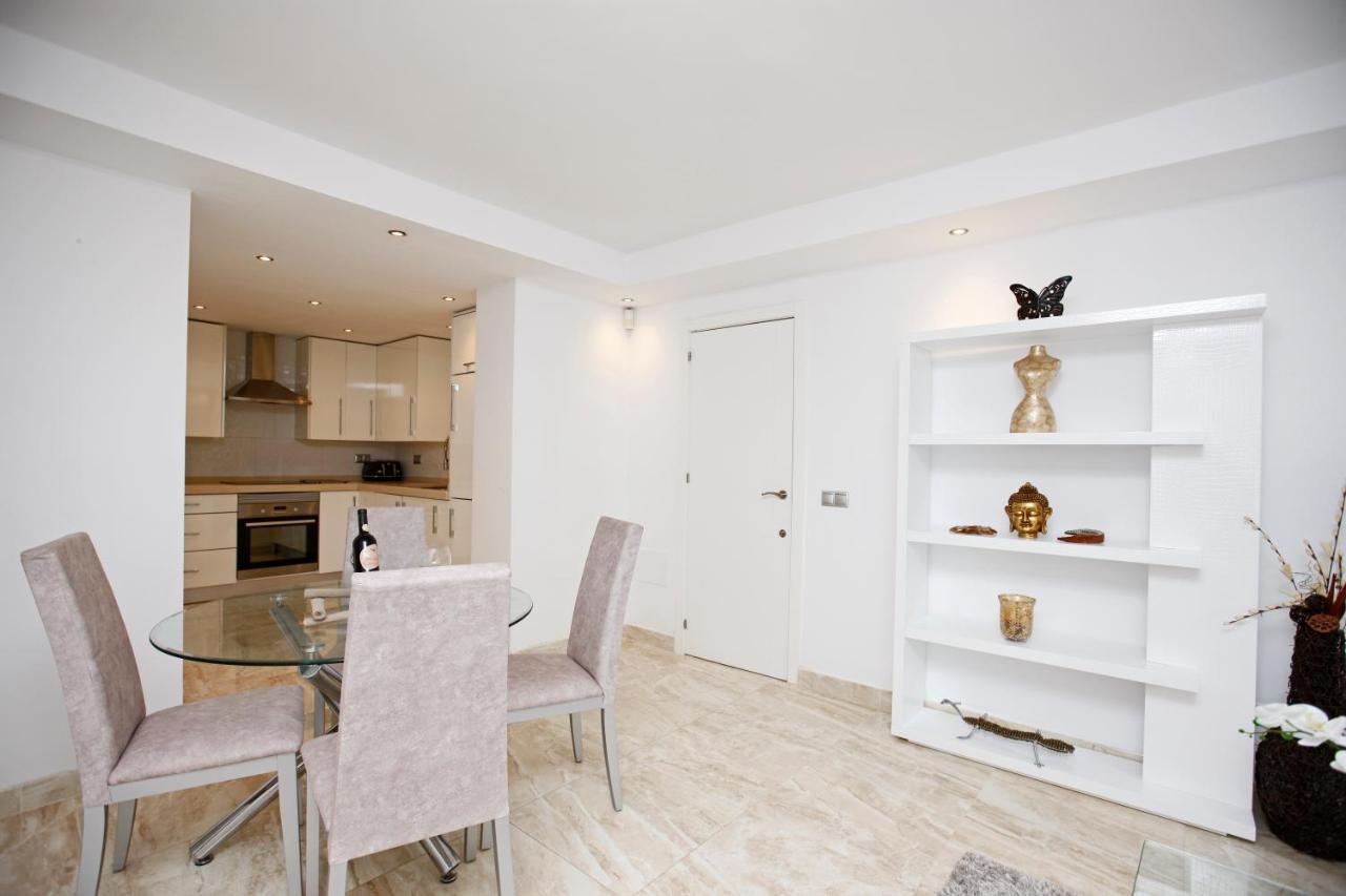R02 Luxury Apartment In Villa With Pool And Garden Marbella Buitenkant foto