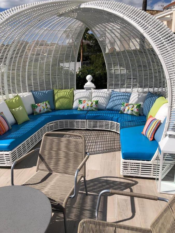 R02 Luxury Apartment In Villa With Pool And Garden Marbella Buitenkant foto