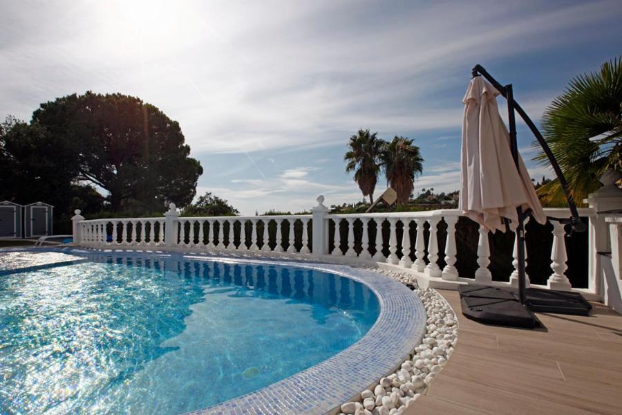 R02 Luxury Apartment In Villa With Pool And Garden Marbella Buitenkant foto